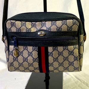 Gucci Ophidia Monogrammed Classic Iconic Mini Crossbody Stripe Accent Handbag
